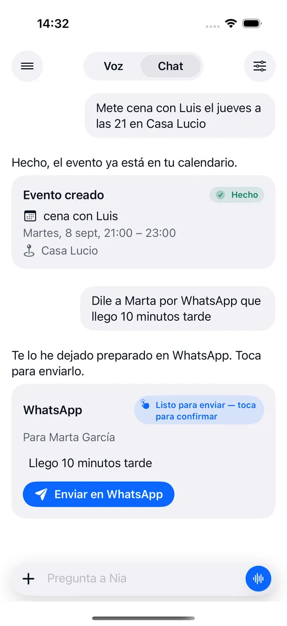 La conversación con el evento creado y el mensaje de WhatsApp preparado, cada uno en su tarjeta